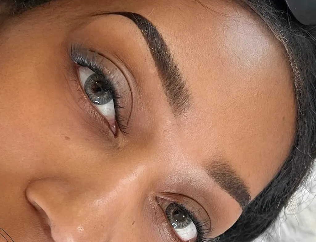 Apex Nail Lounge — Nail salon in Naperville